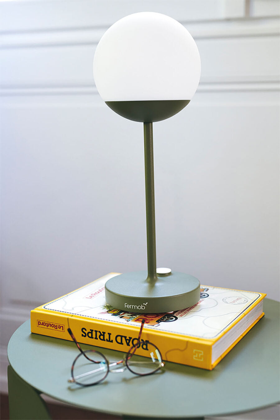 MILO ROUND TABLE LAMP
